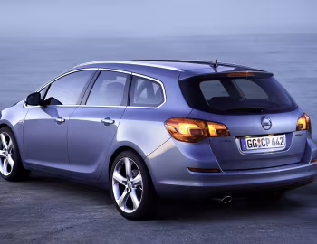 Opel Astra Sports Tourer (J) '2010–12