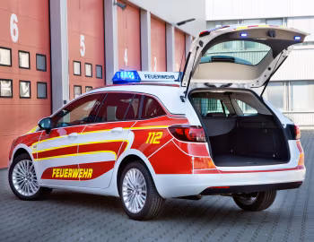 Opel Astra Sports Tourer Feuerwehr (K) '2016–19