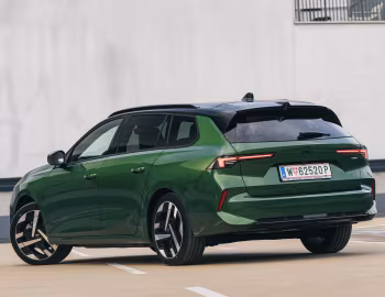 Opel Astra Sports Tourer Hybrid Ultimate [Worldwide] (L) '2026