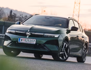 Opel Astra Sports Tourer Hybrid Ultimate [Worldwide] (L) '2026