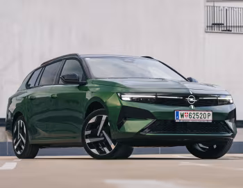 Opel Astra Sports Tourer Hybrid Ultimate [Worldwide] (L) '2026