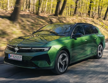 Opel Astra Sports Tourer Hybrid Ultimate [Worldwide] (L) '2026