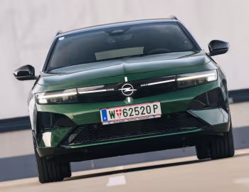 Opel Astra Sports Tourer Hybrid Ultimate [Worldwide] (L) '2026