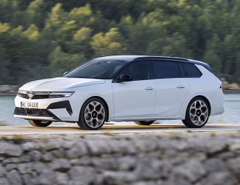 Opel Astra Sports Tourer Hybrid Ultimate [Worldwide] (L) '2026