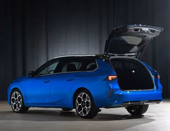 Opel Astra Ultimate Sports Tourer [Worldwide] (L) '2022–25