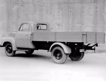 Opel Blitz 1.75t Pritschenwagen (330) '1950–56