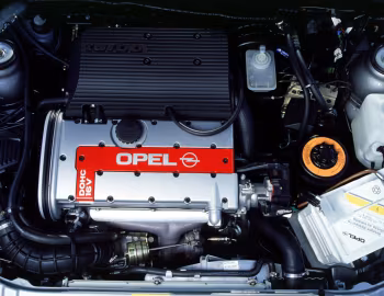 Bajo el capó Opel Calibra 2.0 Turbo 16V 4×4 '03.1992–10.1994