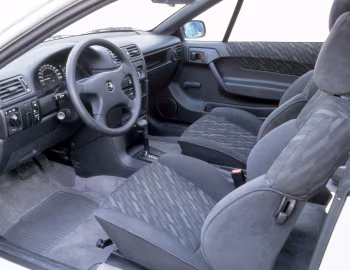 Interior Opel Calibra 2.0i AT '1990–94