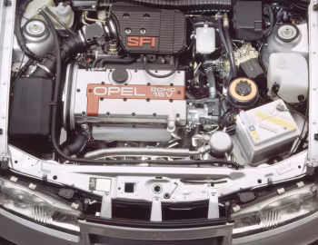 Bajo el capó Opel Calibra 2.0i 16V '08.1990–10.1994