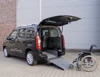 Opel Combo Life XL "Wheelchair" by AMF-Bruns '2019–24