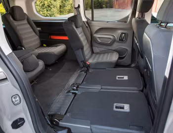 Interior Opel Combo Life XL Turbo D '2018–24