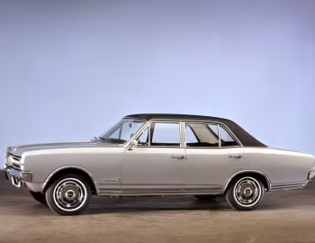 Opel Commodore 4-door Sedan (A) '08.1967–01.1972
