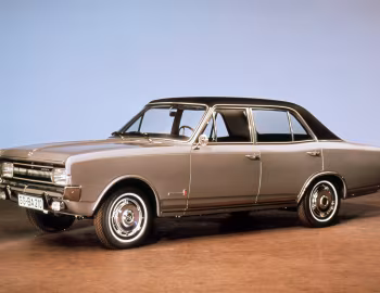 Opel Commodore 4-door Sedan (A) '08.1967–01.1972