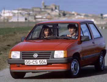 Opel Corsa Luxus (A) '02.1983–03.1985