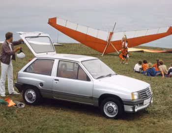 Opel Corsa Luxus (A) '02.1983–03.1985