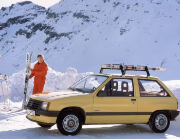 Opel Corsa Luxus (A) '02.1983–03.1985