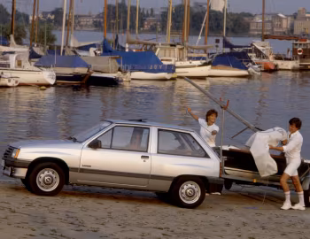 Opel Corsa Luxus (A) '02.1983–03.1985