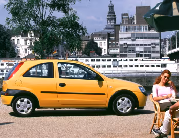 Opel Corsa 3-door (C) '2000–03