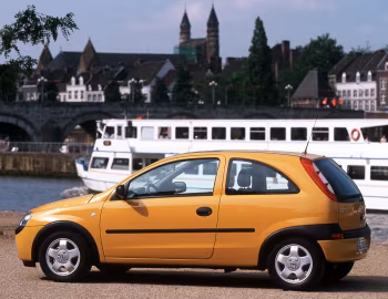 Opel Corsa 3-door (C) '2000–03