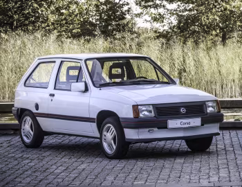 Opel Corsa 3-door (A) '1987–90