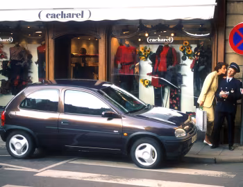 Opel Corsa CDX (B) '11.1994–02.1997