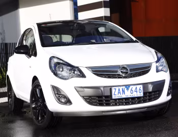 Opel Corsa "Color Edition" 3-door [Australia] (D) '2012–13