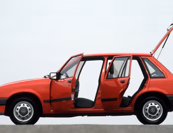 Opel Corsa GL 5-door (A) '1985–87