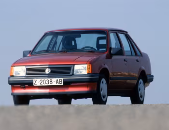 Opel Corsa GL Sedan (A) '1987–90