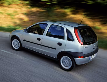 Opel Corsa Sport (C) '2000–03