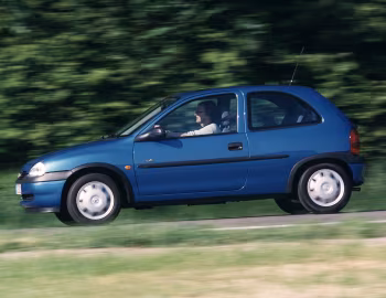Opel Corsa Swing 3-door (B) '03.1997–12.1998
