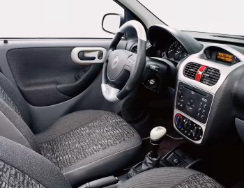 Panel frontal Opel Corsa "Young" 5-door (C) '2002