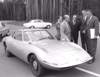 Opel Experimental GT, Juan Manuel Fangio, Bob Lutz