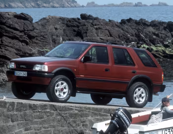 Opel Frontera 2.5 TDS (A) '1996–08.1998