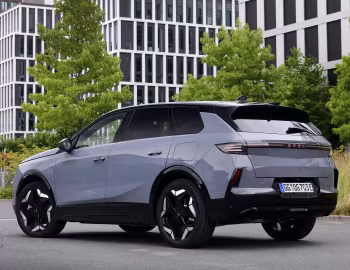 Opel Grandland Ultimate Electric AWD [Worldwide] '2025–pr.