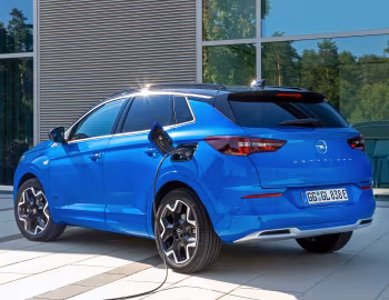 Opel Grandland Hybrid4 Ultimate [Worldwide] '2021–24