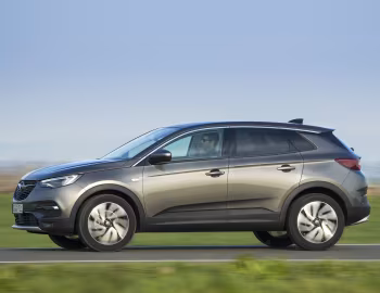 Opel Grandland X Turbo '2017–21