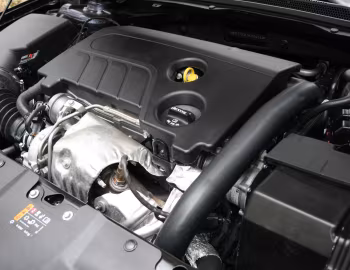 Bajo el capó Opel Insignia Grand Sport 1.6 DIT '2018–20