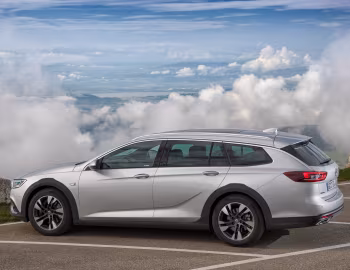 Opel Insignia Country Tourer Turbo 4×4 '2017–20