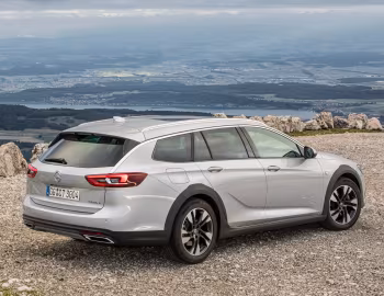 Opel Insignia Country Tourer Turbo 4×4 '2017–20