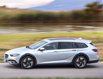 Opel Insignia Country Tourer Turbo 4×4 '2017–20