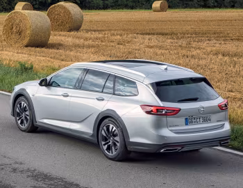 Opel Insignia Country Tourer Turbo 4×4 '2017–20