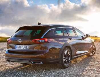 Opel Insignia Country Tourer Turbo D 4×4 Exclusive '2017–20