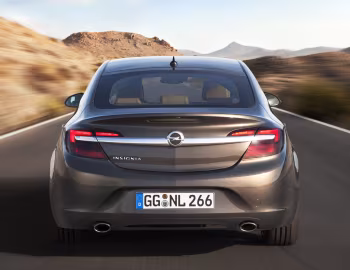 Opel Insignia Hatchback [Worldwide] '2013–16