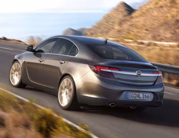 Opel Insignia Hatchback [Worldwide] '2013–16