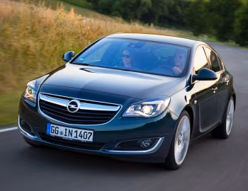 Opel Insignia Hatchback [Worldwide] '2013–16