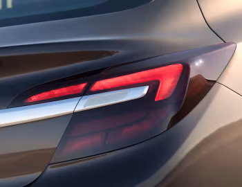 Opel Insignia Hatchback [Worldwide] '2013–16
