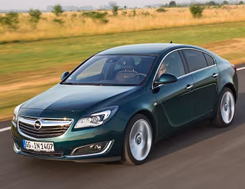 Opel Insignia Hatchback [Worldwide] '2013–16