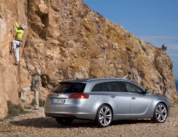Opel Insignia Sports Tourer [Worldwide] '2008–13
