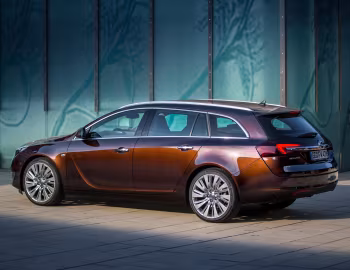 Opel Insignia Sports Tourer [Worldwide] '2013–16