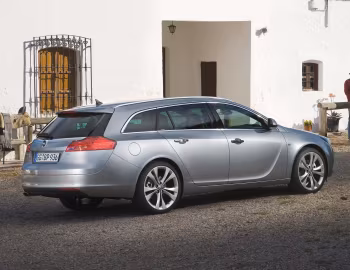 Opel Insignia Sports Tourer [Worldwide] '2008–13